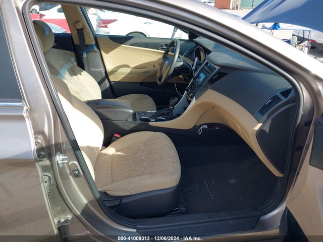 5NPEB4AC8EH921912 Hyundai SONATA GLS