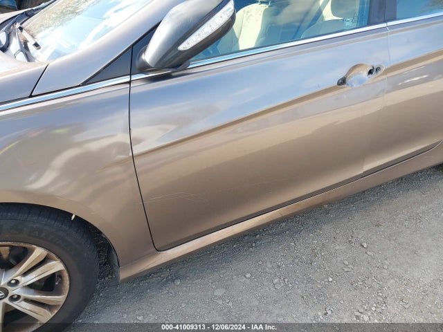 5NPEB4AC8EH921912 Hyundai SONATA GLS