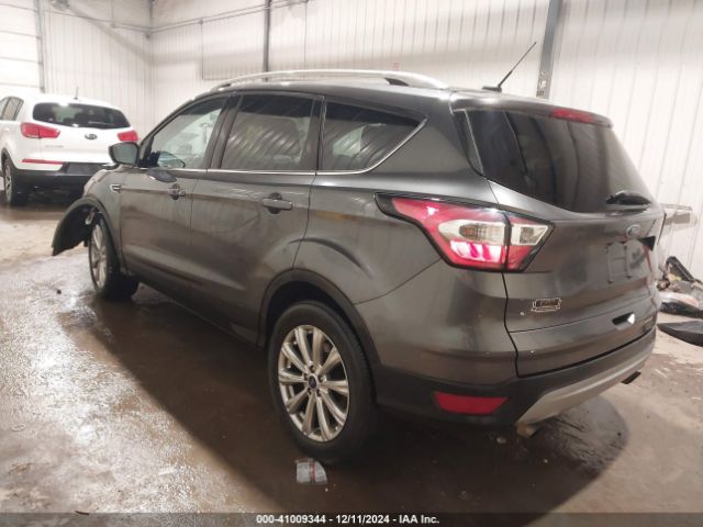 1FMCU9JDXHUC24030 Ford Escape Titanium
