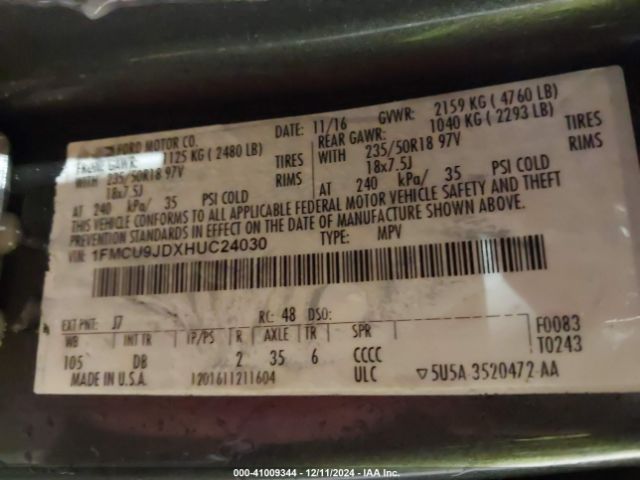 1FMCU9JDXHUC24030 Ford Escape Titanium