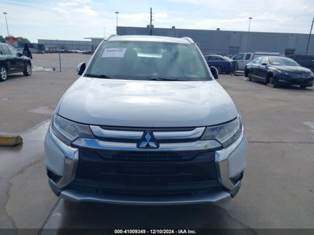 JA4AD3A39HZ058905 Mitsubishi Outlander Sel
