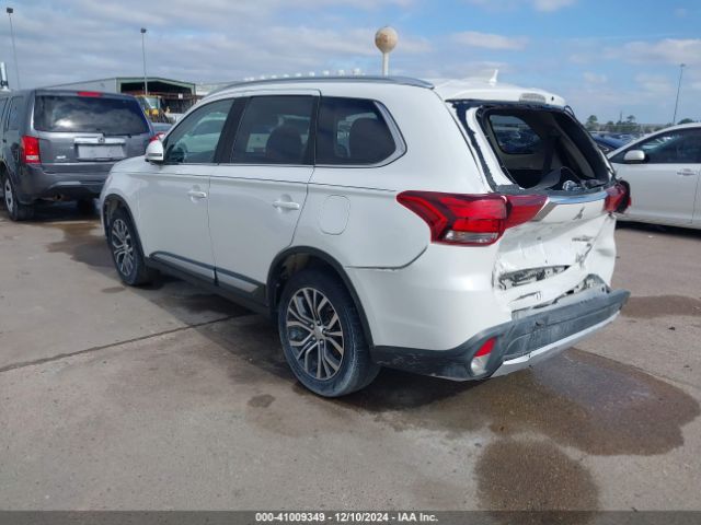 JA4AD3A39HZ058905 Mitsubishi Outlander Sel
