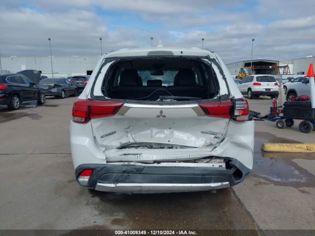 JA4AD3A39HZ058905 Mitsubishi Outlander Sel