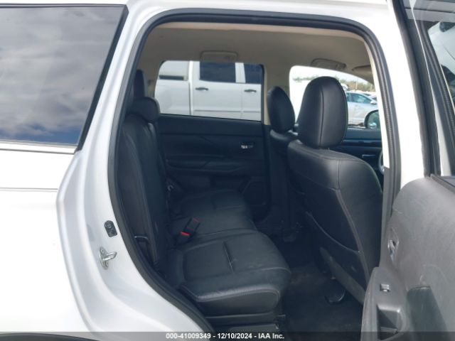 JA4AD3A39HZ058905 Mitsubishi Outlander Sel