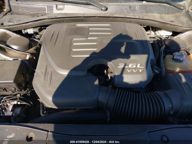 2C3CDXHG4JH119778 Dodge Charger Sxt Plus Rwd