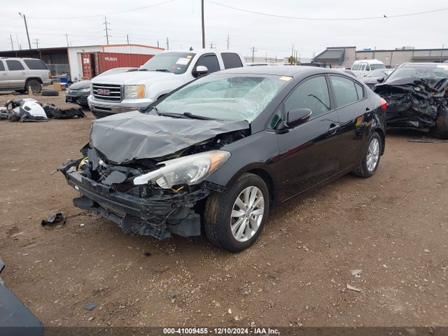KIA FORTE LX 2016 KNAFX4A63G5596439 Image 2