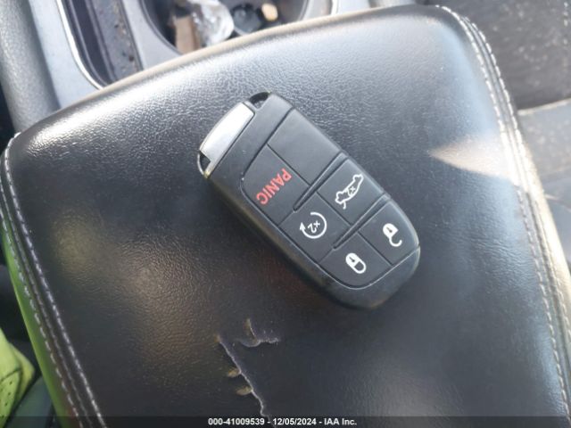 1C3CCCBG5FN535647 Chrysler 200 S