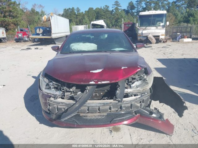 1C3CCCBG5FN535647 Chrysler 200 S