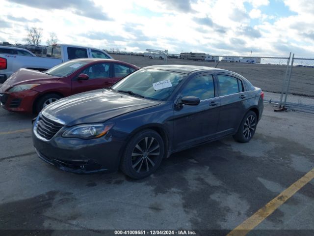 1C3CCBCG6EN180396 Chrysler 200 Limited