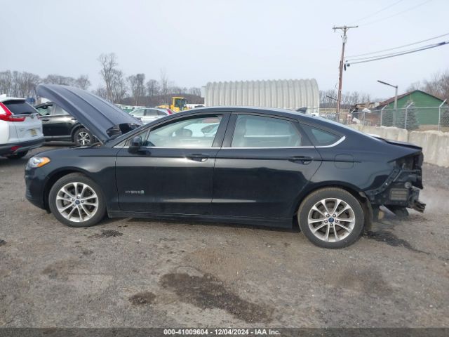 3FA6P0LU5KR279538 Ford Fusion Hybrid Se