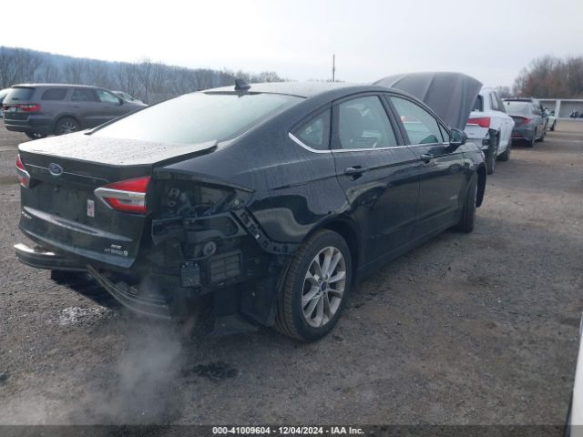 3FA6P0LU5KR279538 Ford Fusion Hybrid Se