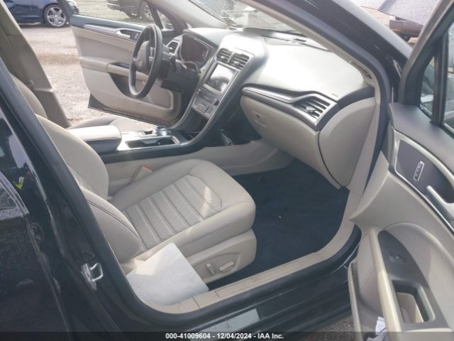 3FA6P0LU5KR279538 Ford Fusion Hybrid Se
