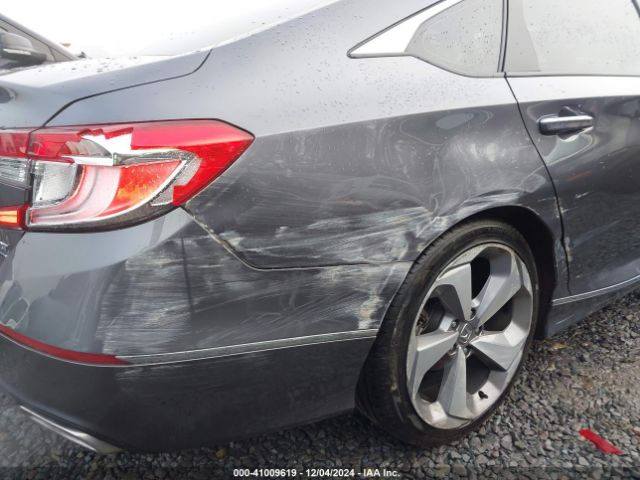 1HGCV2F95KA012949 Honda Accord Touring 2.0t