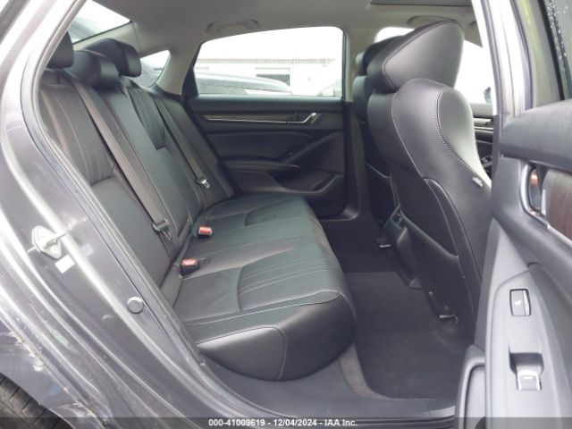1HGCV2F95KA012949 Honda Accord Touring 2.0t