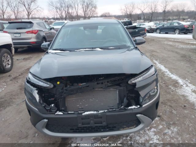 KM8K2CAB0PU058905 Hyundai Kona Se