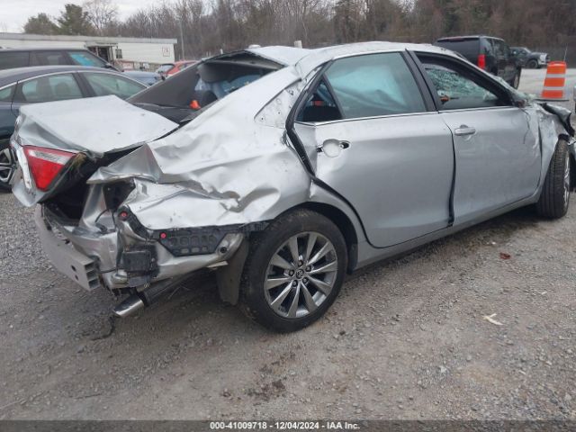 4T1BD1FK5FU171433 Toyota Camry Hybrid Xle
