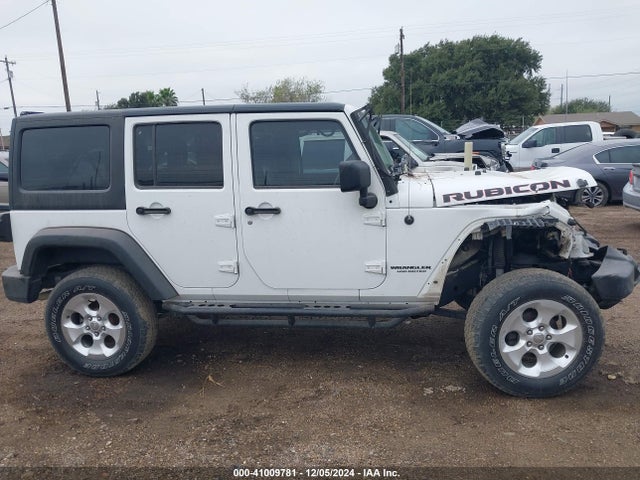 1C4BJWFG2EL120160 Jeep Wrangler Unlimited Rubicon