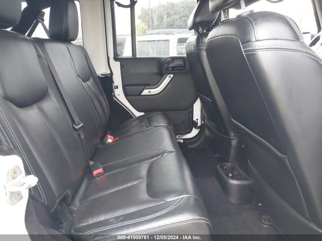 1C4BJWFG2EL120160 Jeep Wrangler Unlimited Rubicon
