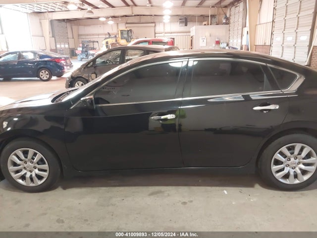 Nissan Altima 2.5 S 2017 1N4AL3AP9HN357464 Image 14