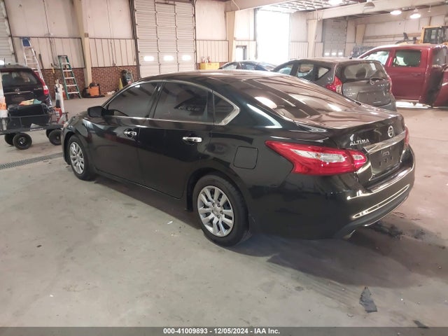 Nissan Altima 2.5 S 2017 1N4AL3AP9HN357464 Image 3