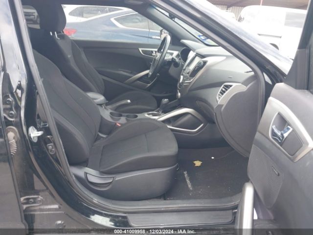 KMHTC6AD2HU322843 Hyundai Veloster Value Edition