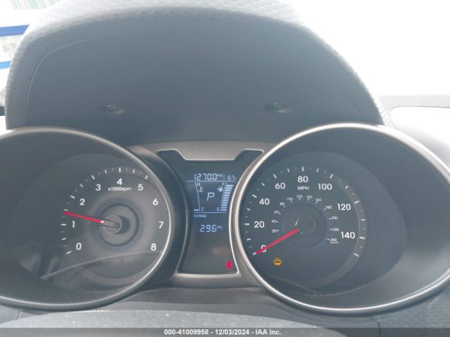 KMHTC6AD2HU322843 Hyundai Veloster Value Edition