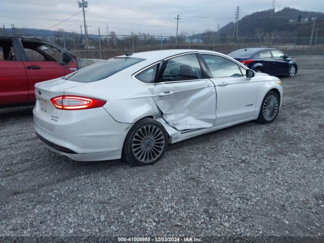 3FA6P0RU8ER127099 Ford Fusion Hybrid Titanium
