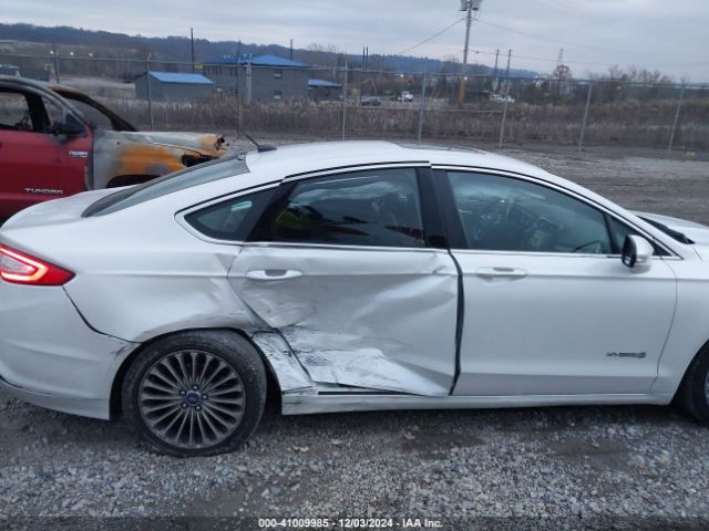3FA6P0RU8ER127099 Ford Fusion Hybrid Titanium