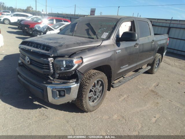 5TFDW5F14FX467547 Toyota Tundra Sr5 5.7l V8