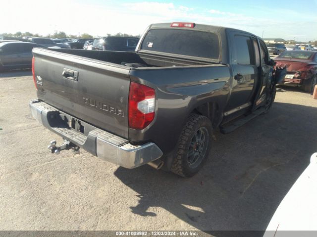 5TFDW5F14FX467547 Toyota Tundra Sr5 5.7l V8