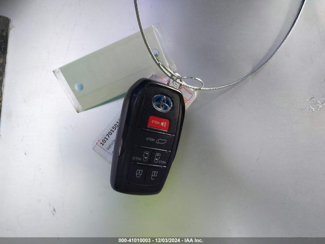 Toyota SIENNA XLE 2022 5TDYRKEC1NS081585 Image 11