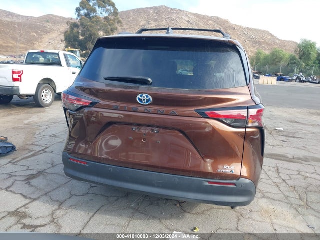 Toyota SIENNA XLE 2022 5TDYRKEC1NS081585 Image 17