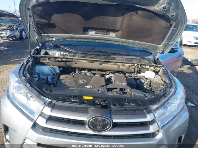 Toyota Highlander Xle 2019 5TDKZRFH7KS559173 Image 10