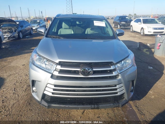 Toyota Highlander Xle 2019 5TDKZRFH7KS559173 Image 12