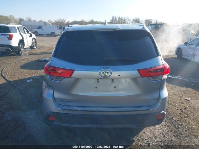 Toyota Highlander Xle 2019 5TDKZRFH7KS559173 Image 16