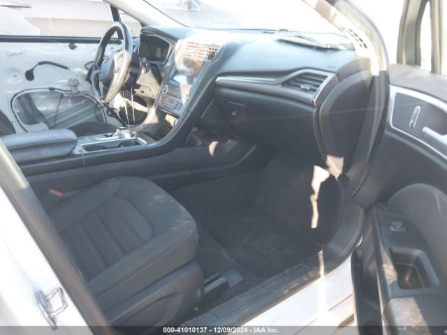 3FA6P0HD2LR255014 Ford FUSION SE