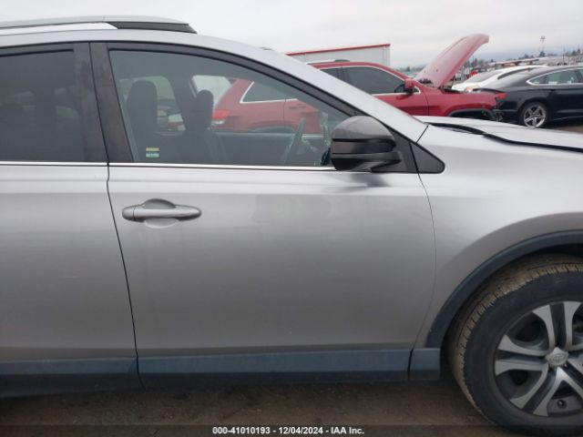 Toyota RAV4 LE 2017 2T3BFREV8HW586390 Image 13