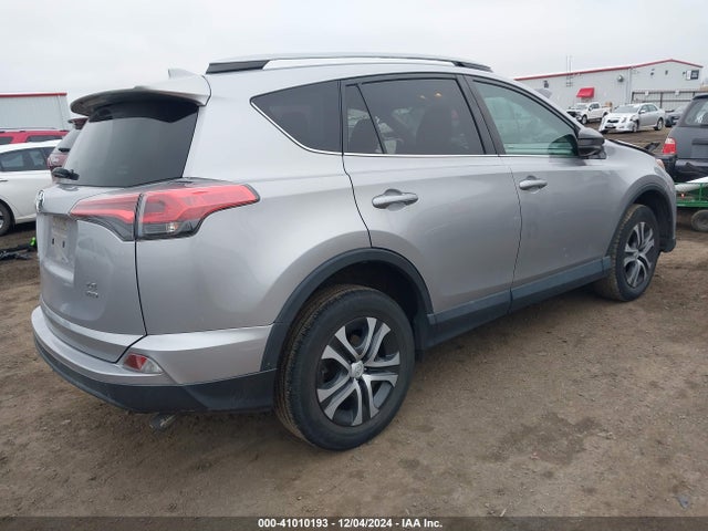 Toyota RAV4 LE 2017 2T3BFREV8HW586390 Image 4
