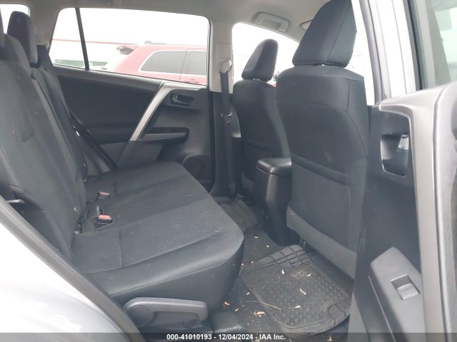 Toyota RAV4 LE 2017 2T3BFREV8HW586390 Image 8