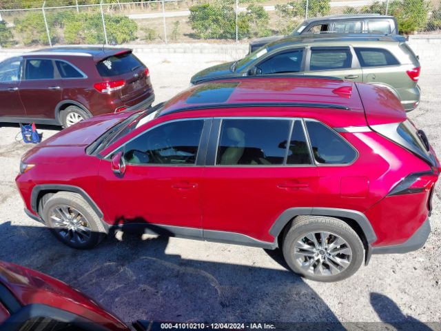 2T3C1RFV2NW201533 Toyota Rav4 Xle Premium