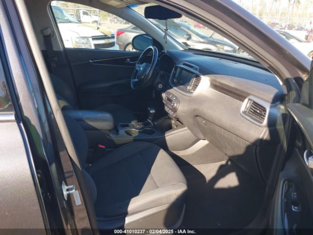 5XYPGDA3XKG436510 KIA Sorento 2.4l Lx