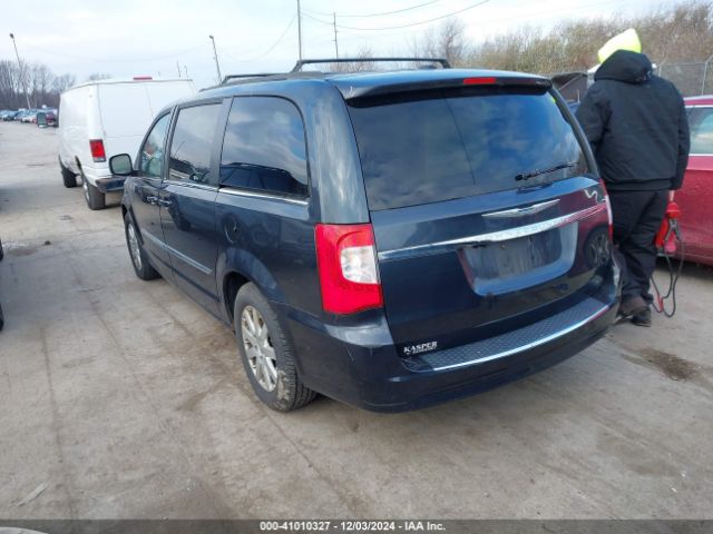 2014 CHRYSLER TOWN & COUNTRY 2C4RC1BG5ER257067 Photo 2