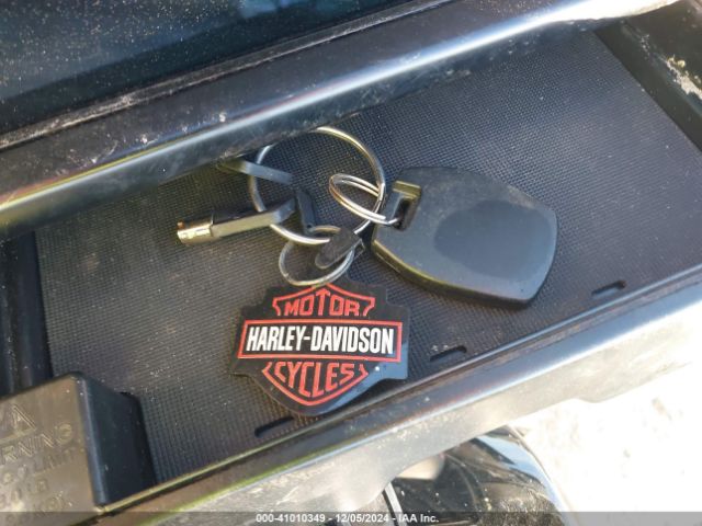 2024 HARLEY-DAVIDSON FLHX 1HD1KB713RB630295 Photo 10