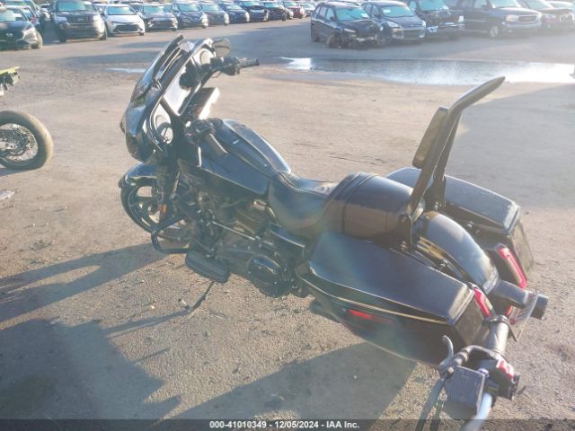 2024 HARLEY-DAVIDSON FLHX 1HD1KB713RB630295 Photo 2