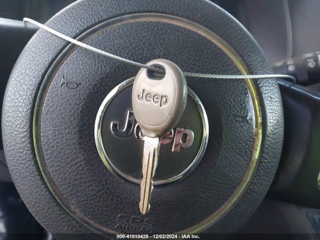 1C4NJPBA7GD703101 Jeep Patriot Sport