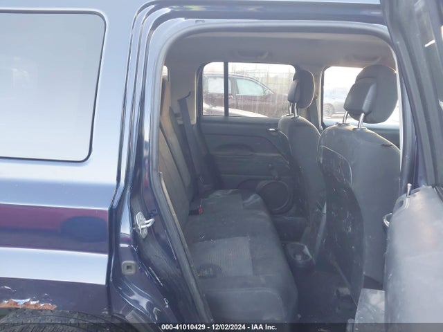 1C4NJPBA7GD703101 Jeep Patriot Sport