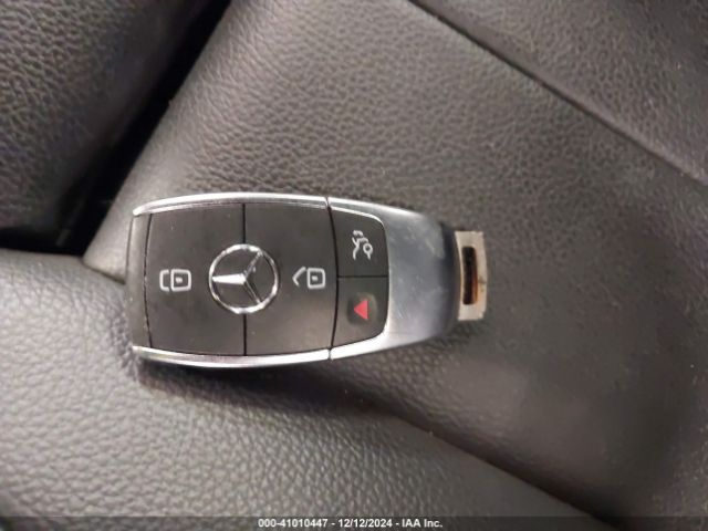 W1N4M4HB9MW101276 Mercedes-Benz Glb 250 4matic