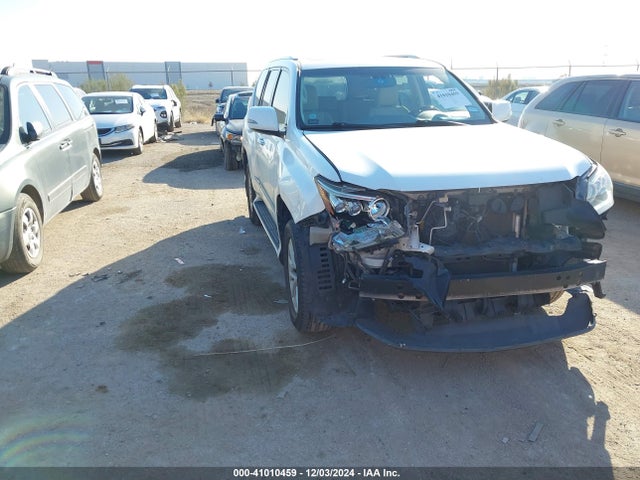 Lexus GX 460 2015 JTJBM7FX1F5095610 Image 1