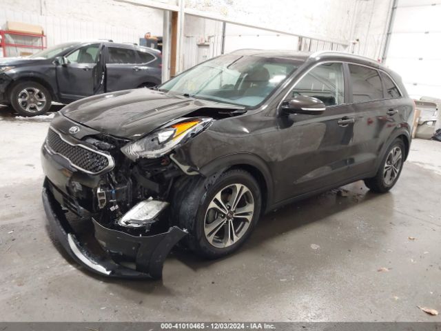 KNDCE3LC3H5072783 KIA Niro Touring