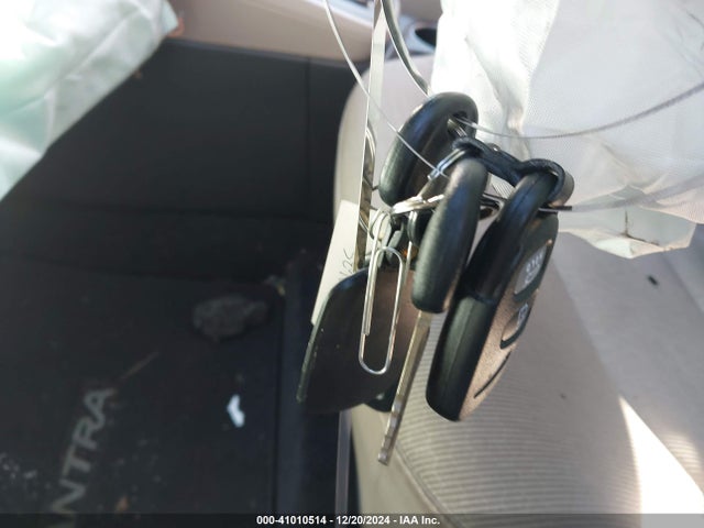 Hyundai ELANTRA SE 2018 KMHD74LF2JU471352 Image 11